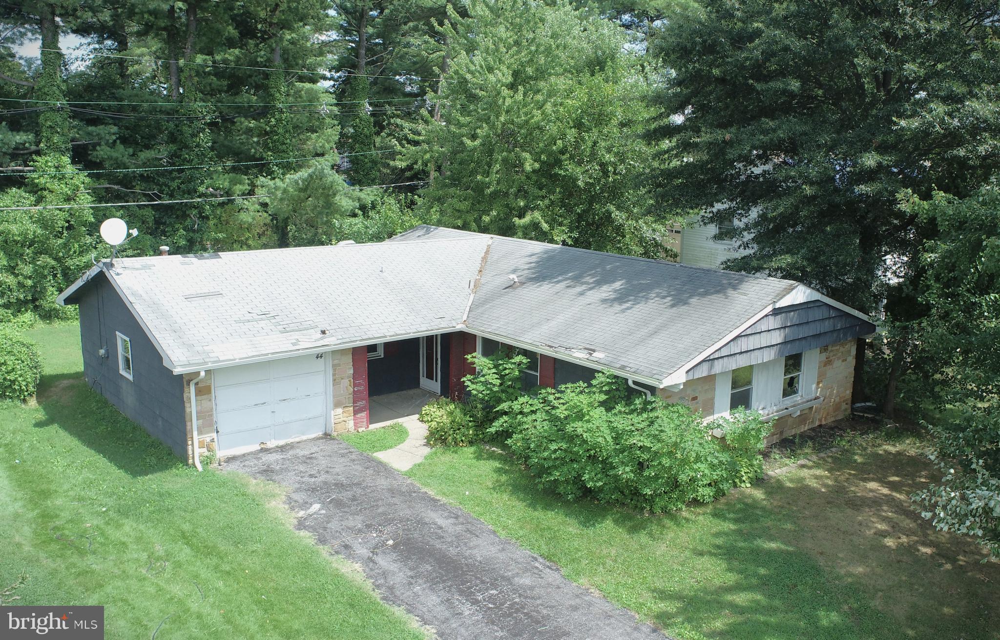 44 Henderson Ln, Willingboro, NJ 08046 photo