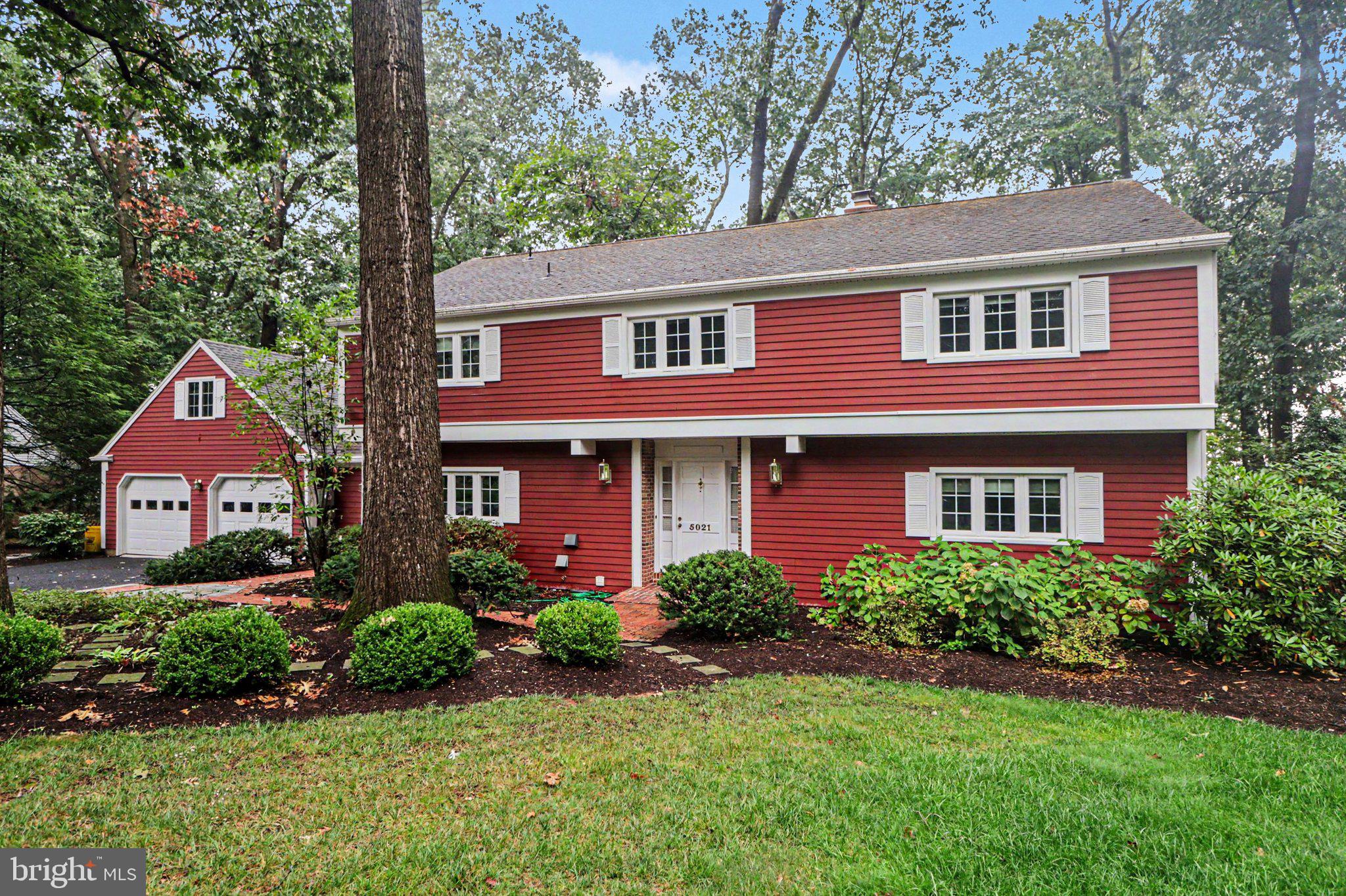 5021 Woodbox Ln, Mechanicsburg, PA 17055