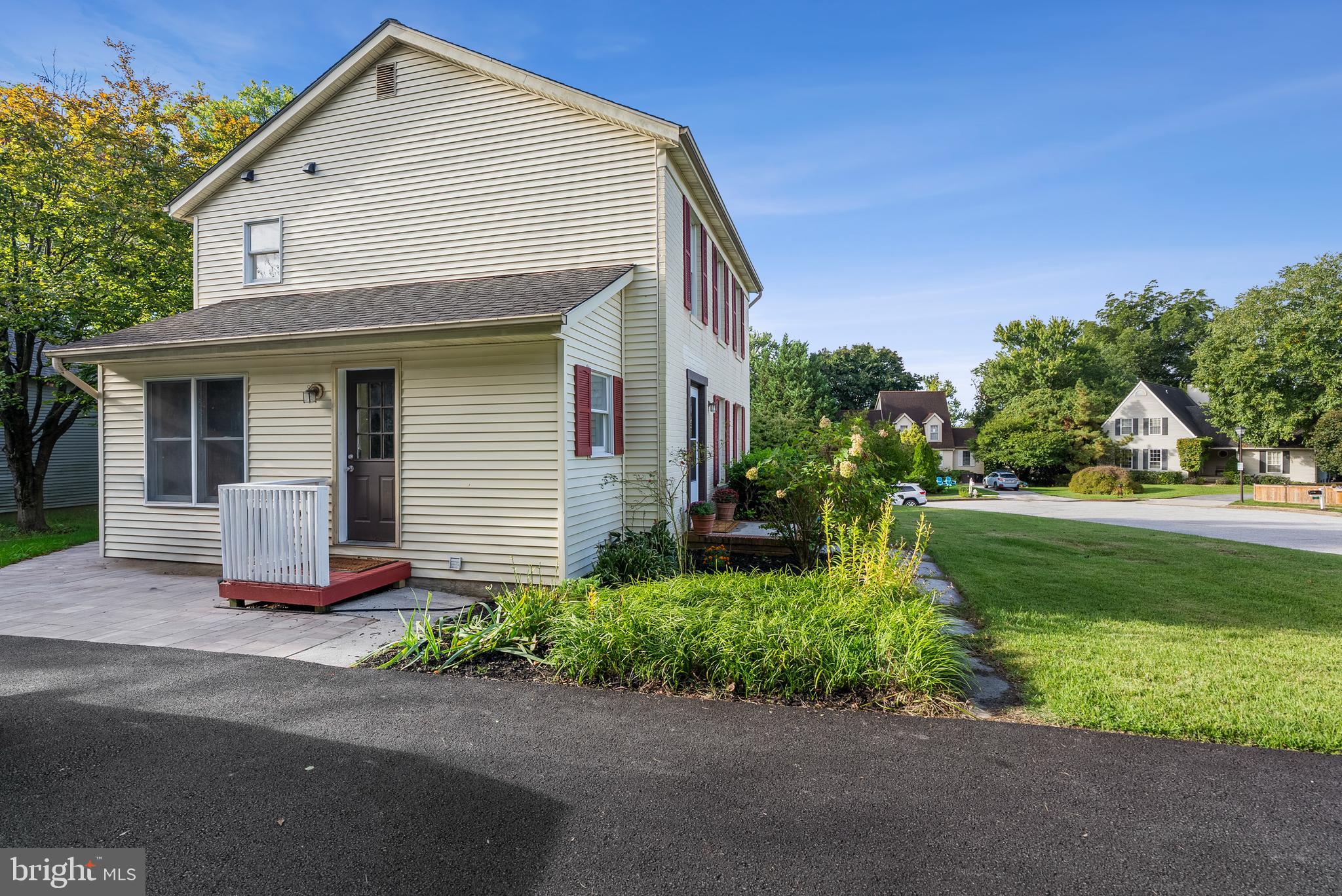 1 Hardy Ct, Baltimore, MD 21204 photo