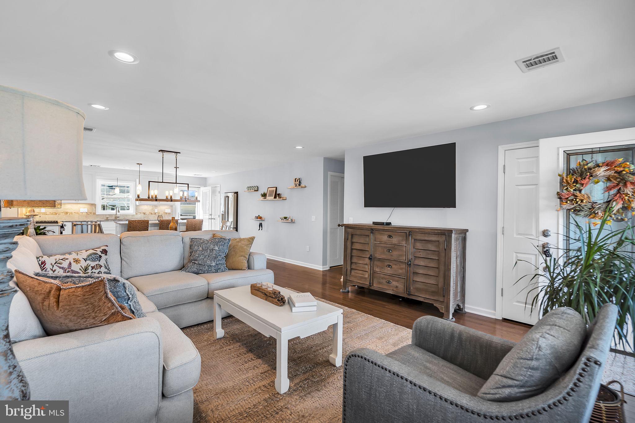 3245 Windsor Ave, Toms River, NJ 08753 photo