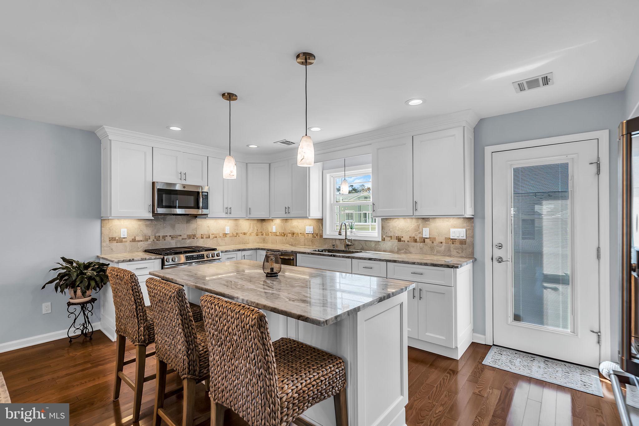 3245 Windsor Ave, Toms River, NJ 08753 photo