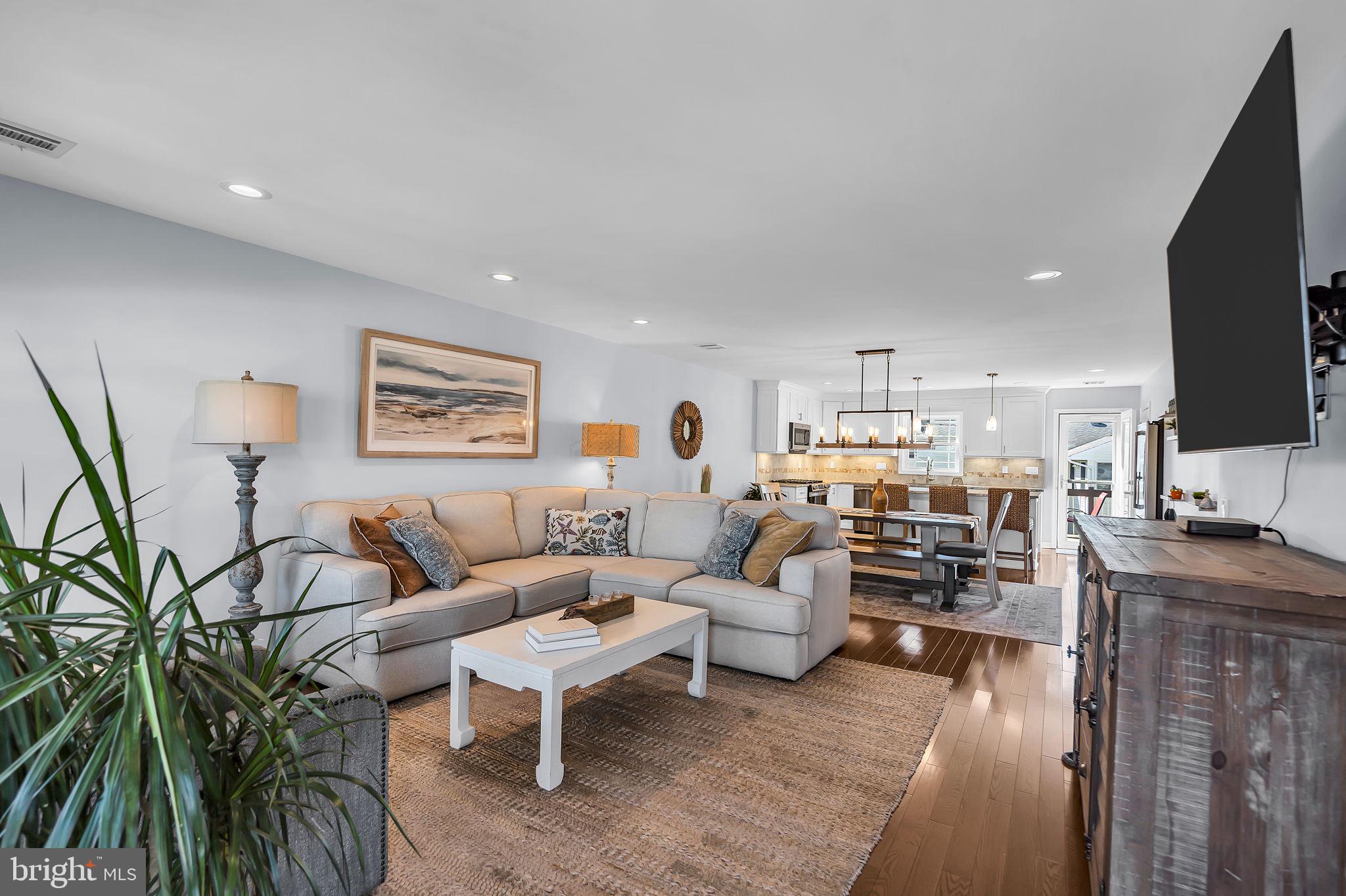 3245 Windsor Ave, Toms River, NJ 08753 photo