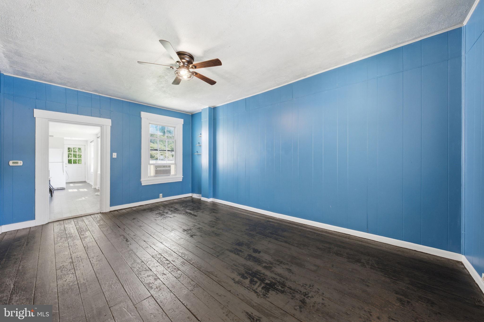 27 Spruce St, Pomeroy, PA 19367 photo