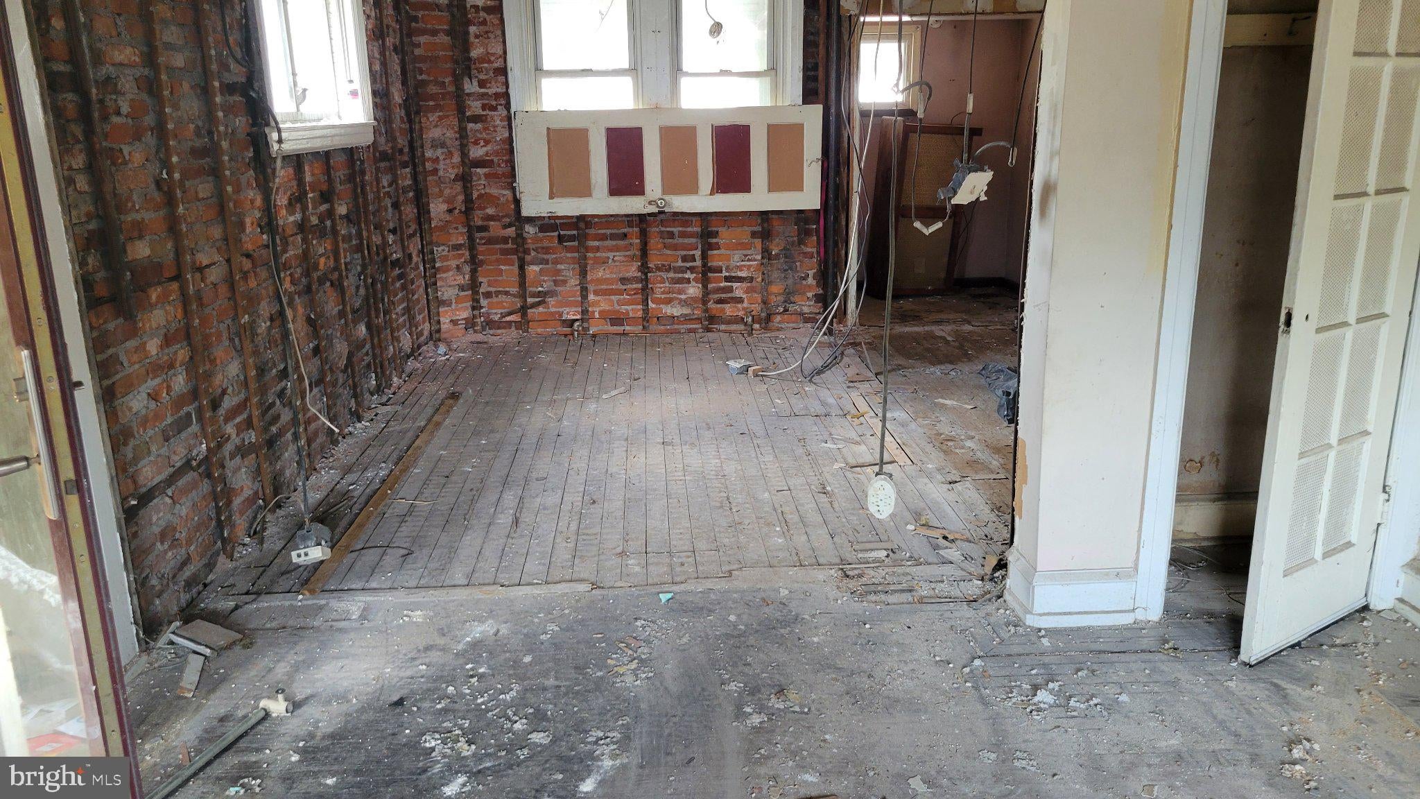 2715 W Westmoreland St, Philadelphia, PA 19129 photo