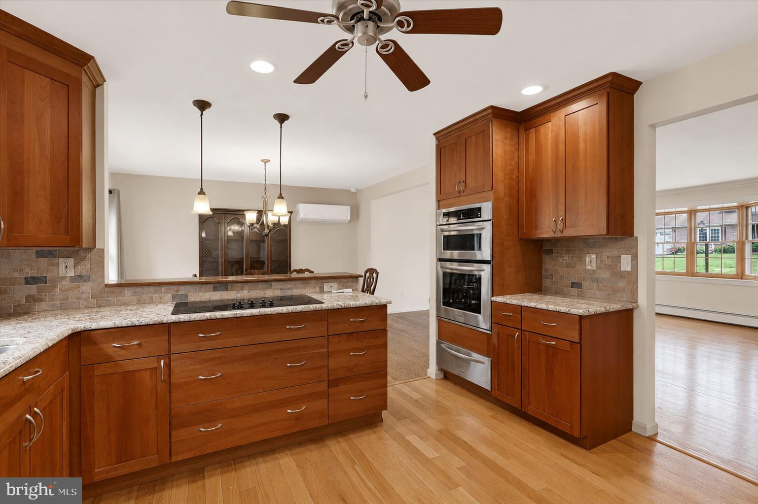 152 Windham, Langhorne, PA 19047 photo