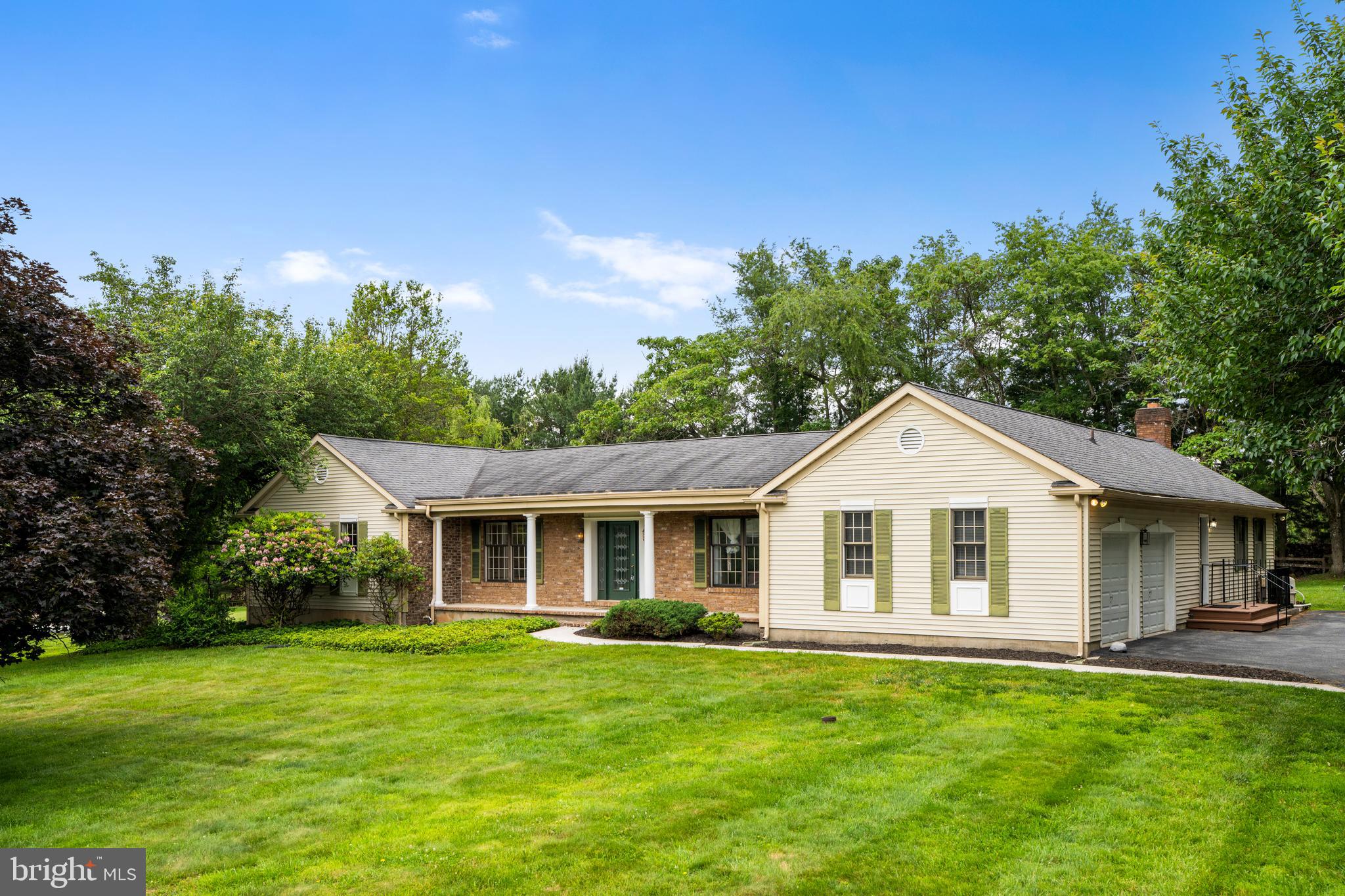 21 Barthel Ct, Lutherville Timonium, MD 21093