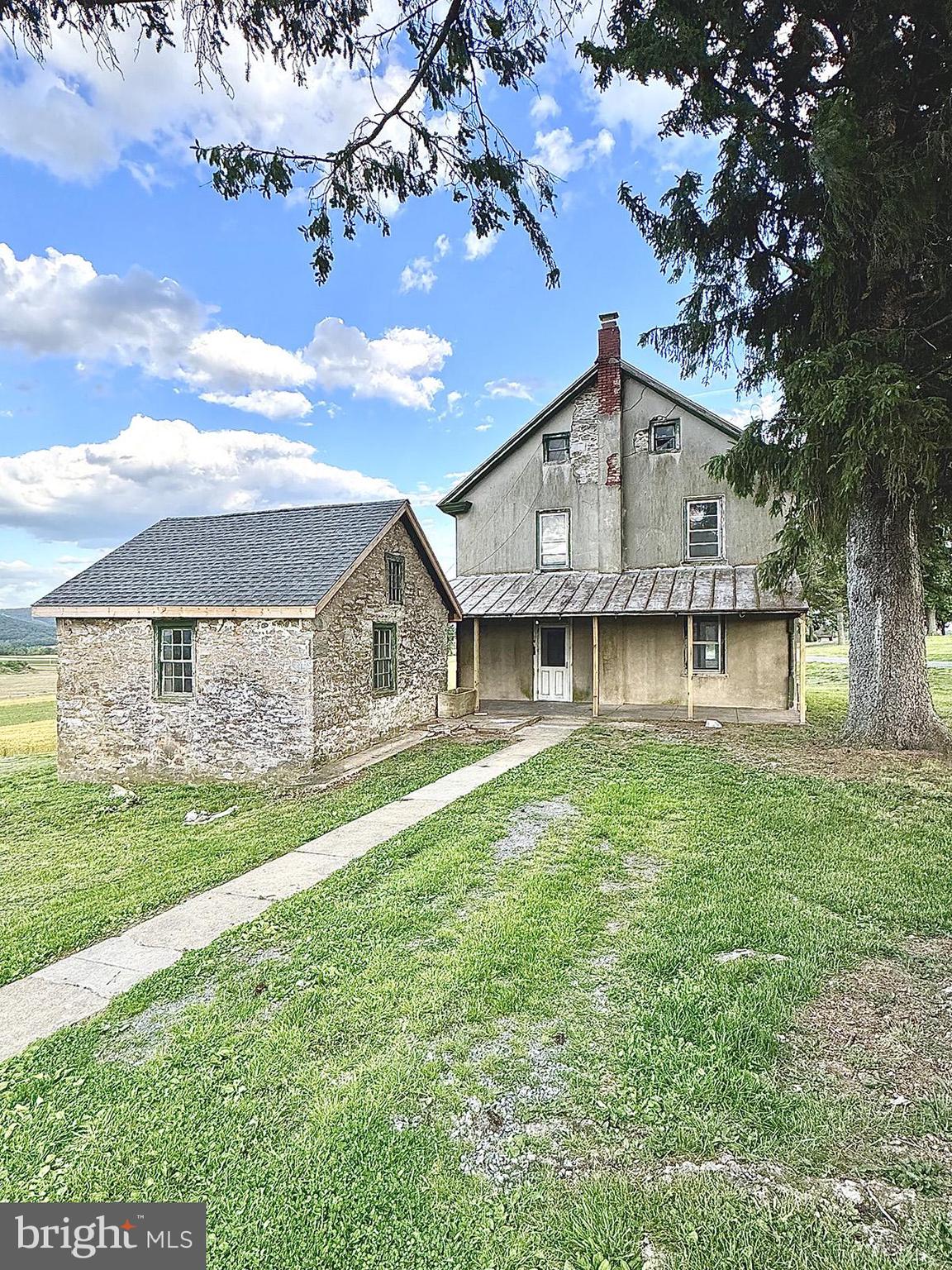 133 Hunter Rd, Oley, PA 19547 photo
