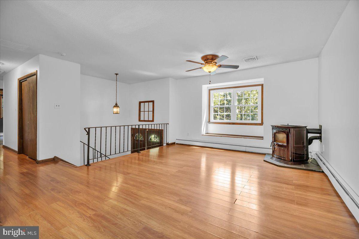 5 Birch Dr, Southampton, NJ 08088 photo