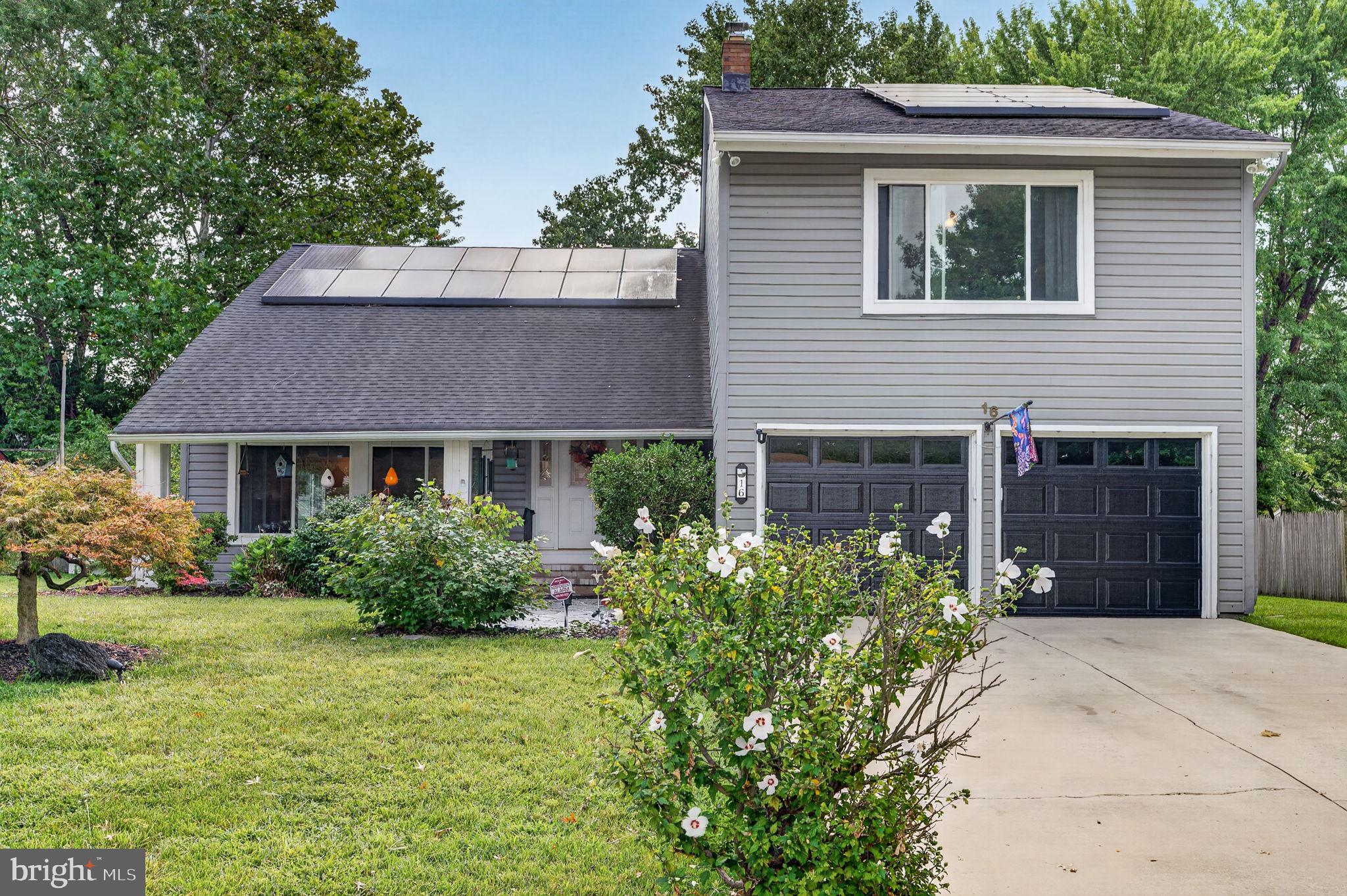 16 Merion Rd, Marlton, NJ 08053