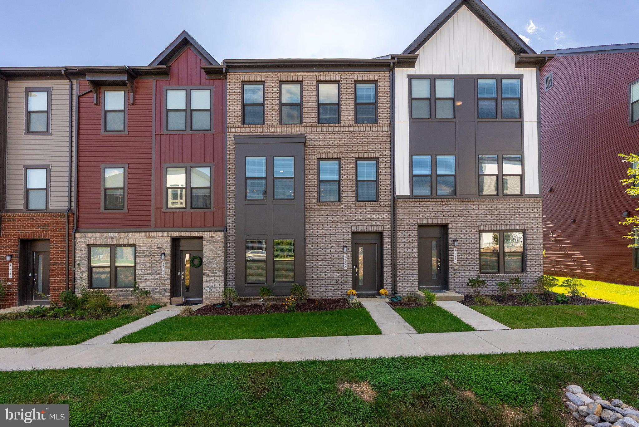 3208 Reservoir Ln, Laurel, MD 20724