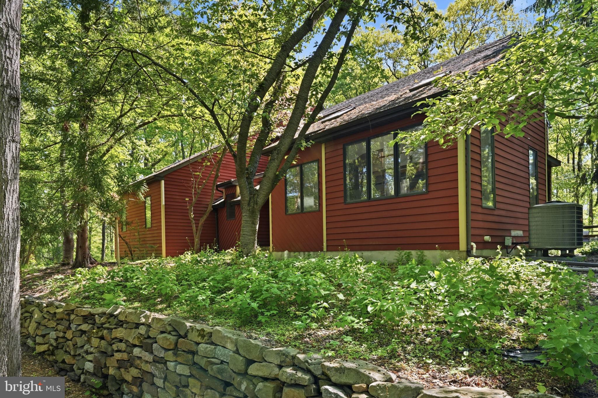 1 Turnberry Way, New Hope, PA 18938