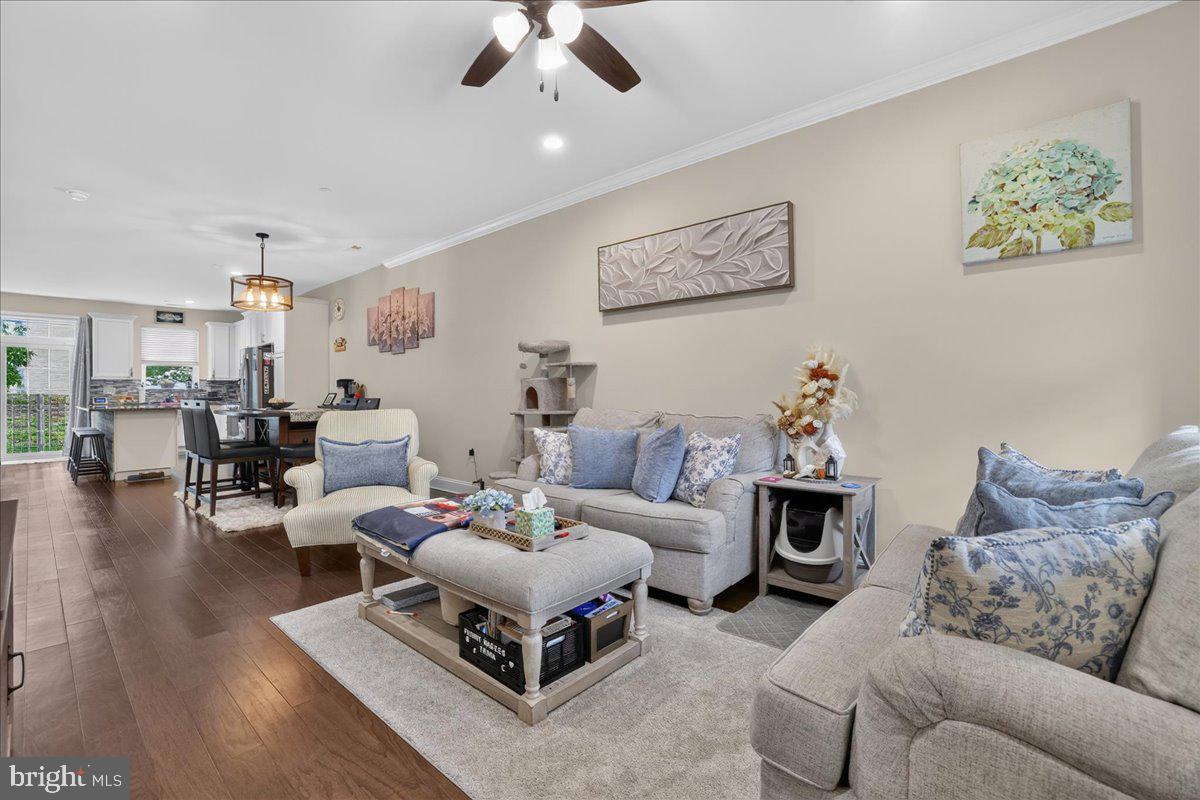 16789 River View Cir, Bristol, PA 19007 photo