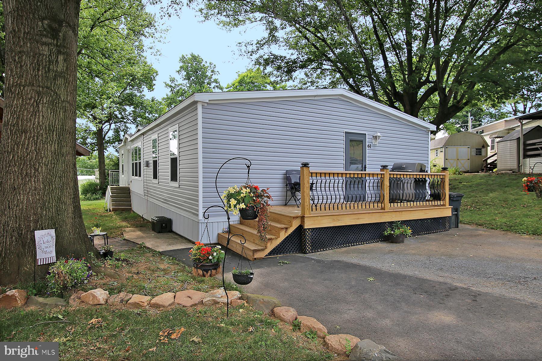 61 Court, Lebanon, PA 17046 photo
