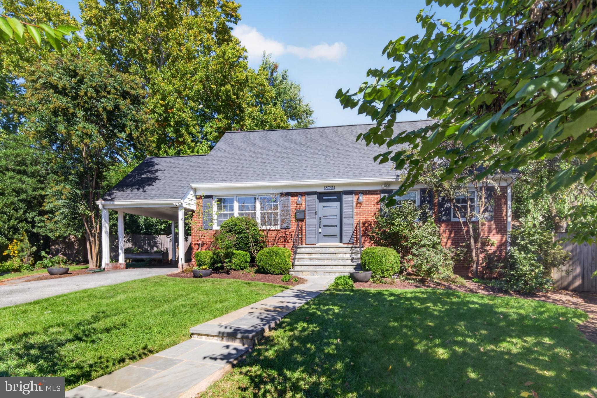 6013 Kingsford Ct, Bethesda, MD 20817 photo