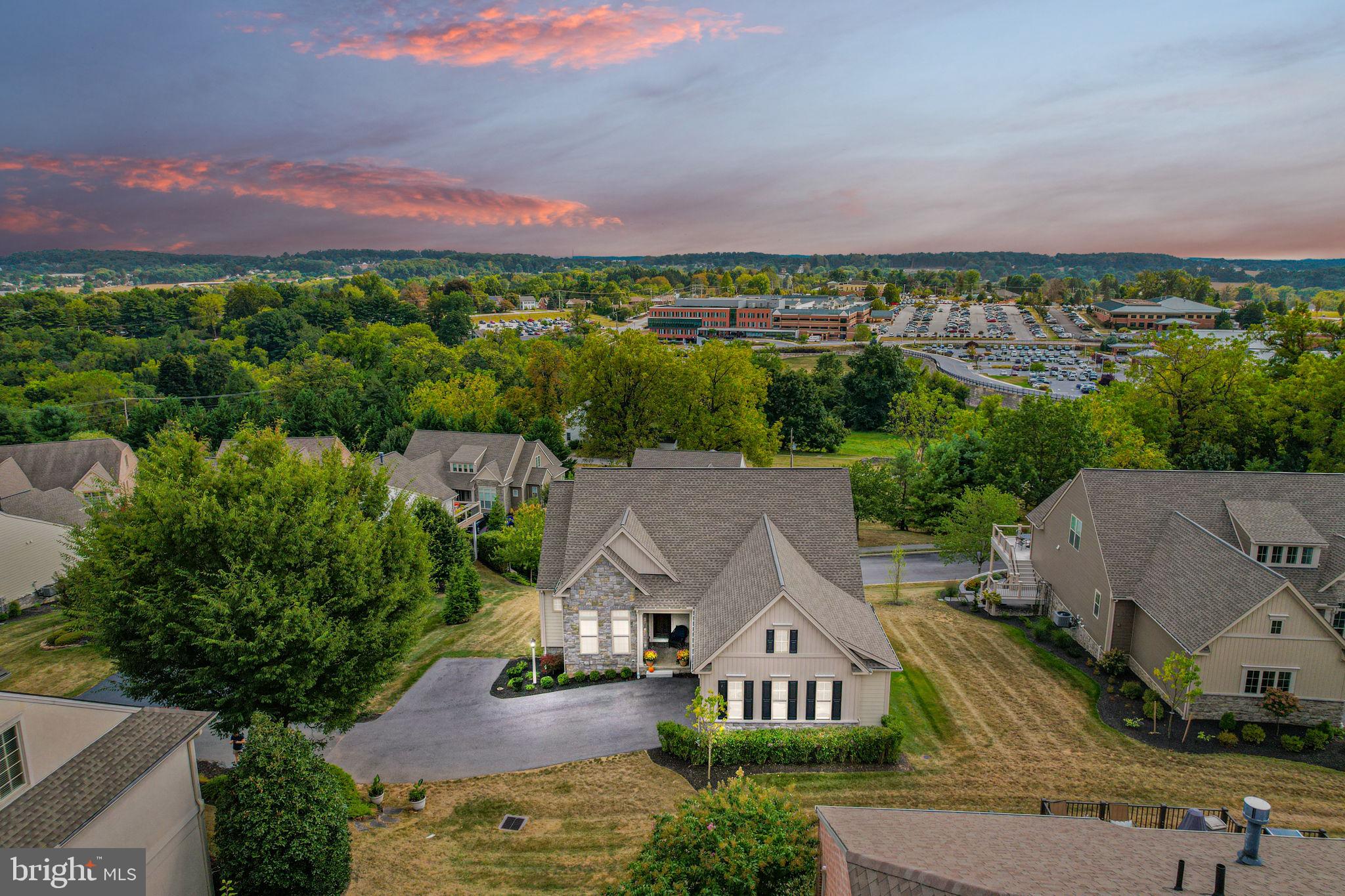 102 Maribel Ln #15 B, York, PA 17403 photo