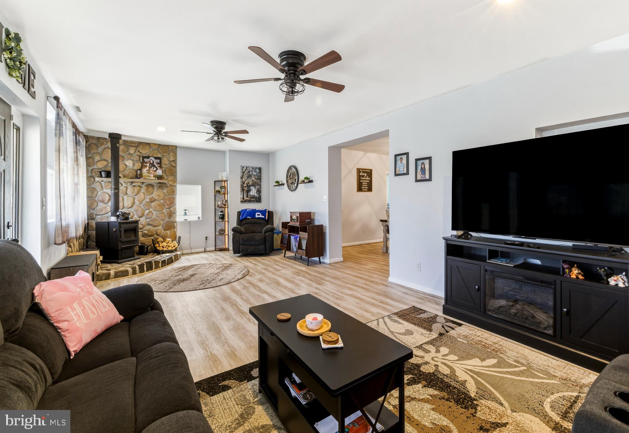 1013 Delsea Dr, Franklinville, NJ 08322 photo