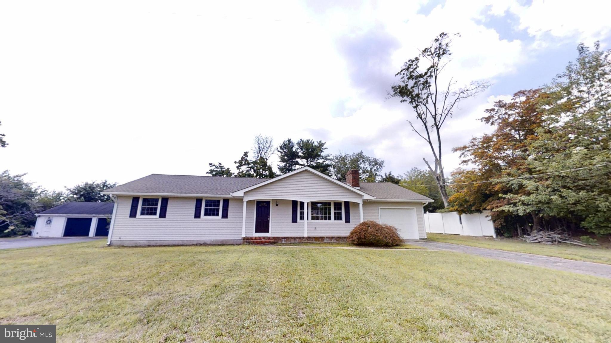 3209 E Chestnut Ave, Vineland, NJ 08361 photo