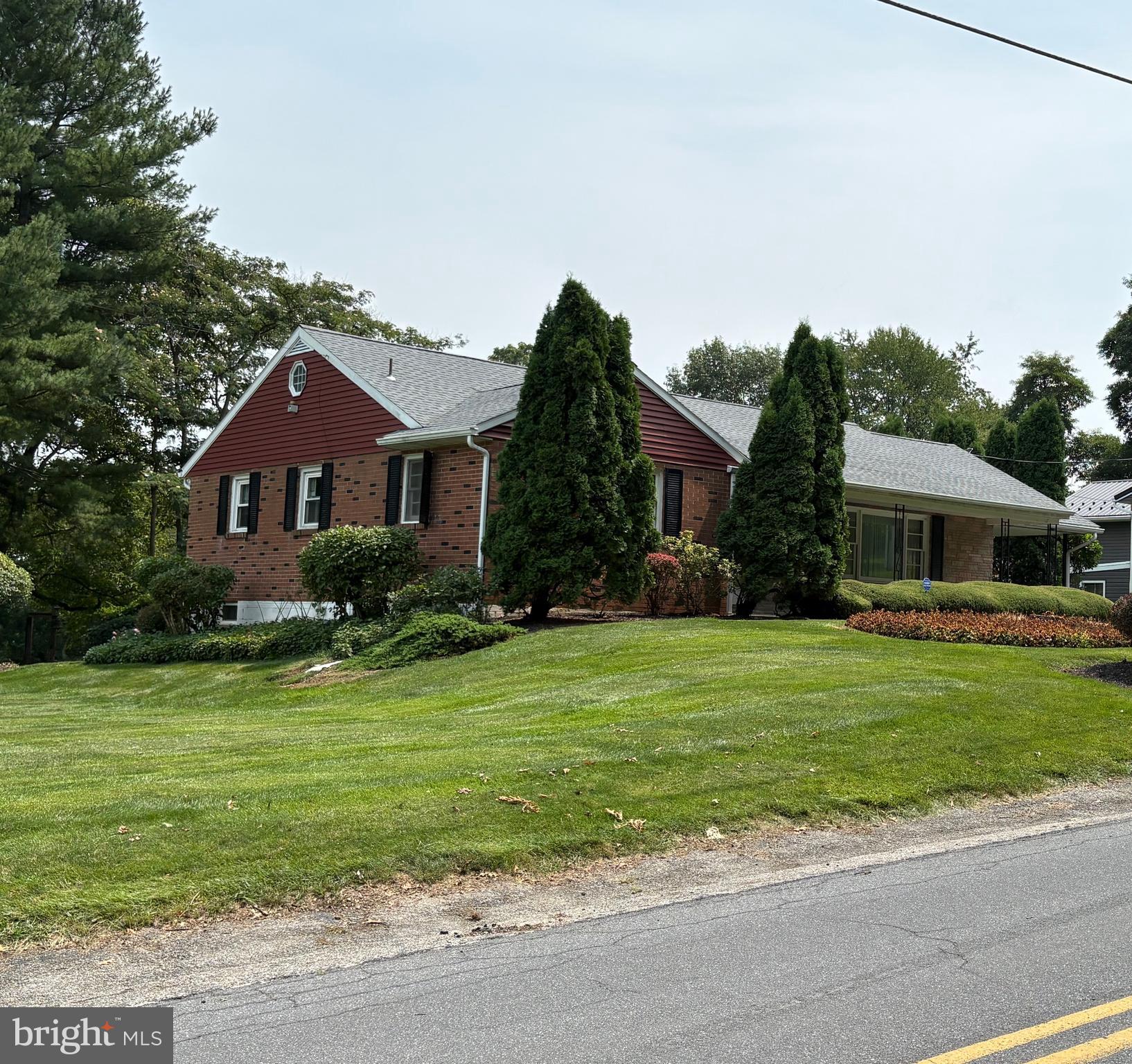 6199 Lake Rd, York, PA 17403 photo