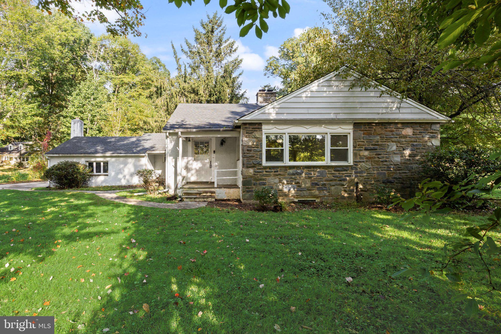 804 Forest Ln, Malvern, PA 19355