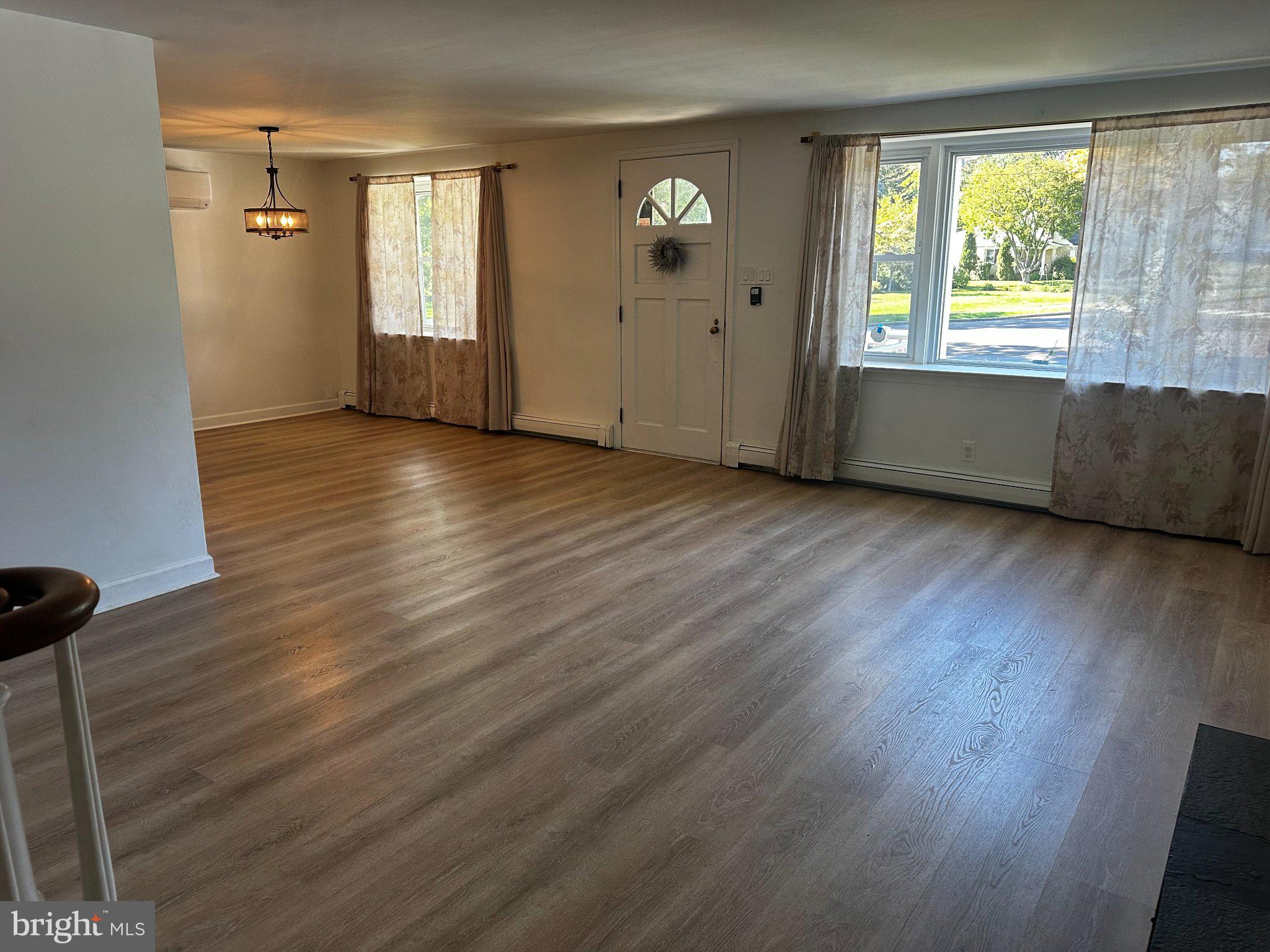207 Greenwood Rd, Lansdale, PA 19446 photo