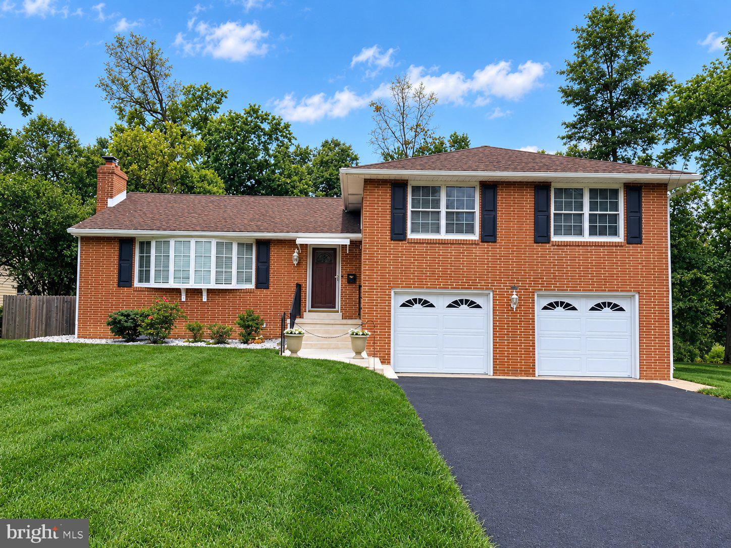 208 Sypherd Dr, Newark, DE 19711