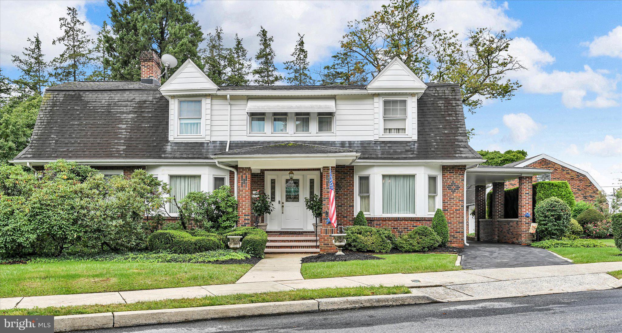 24 Upland Rd, Wyomissing Hills, PA 19609 photo