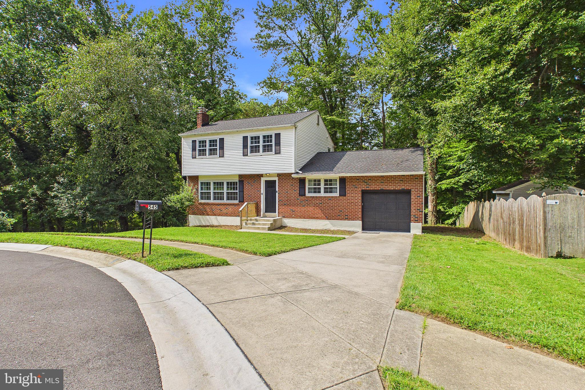 545 E Hanna Dr, Newark, DE 19702 photo