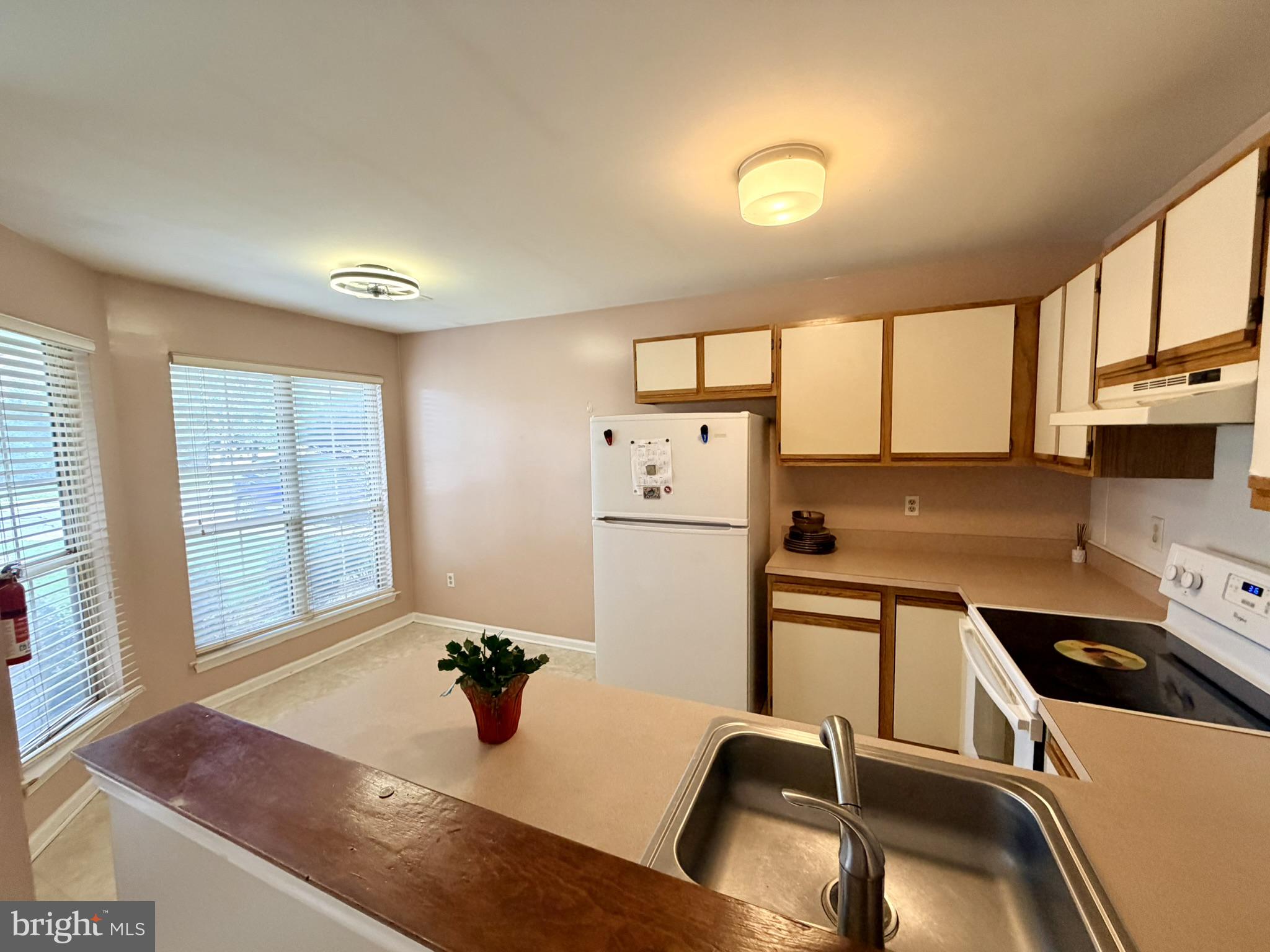 73 Fox Meadow Dr, Sicklerville, NJ 08081 photo