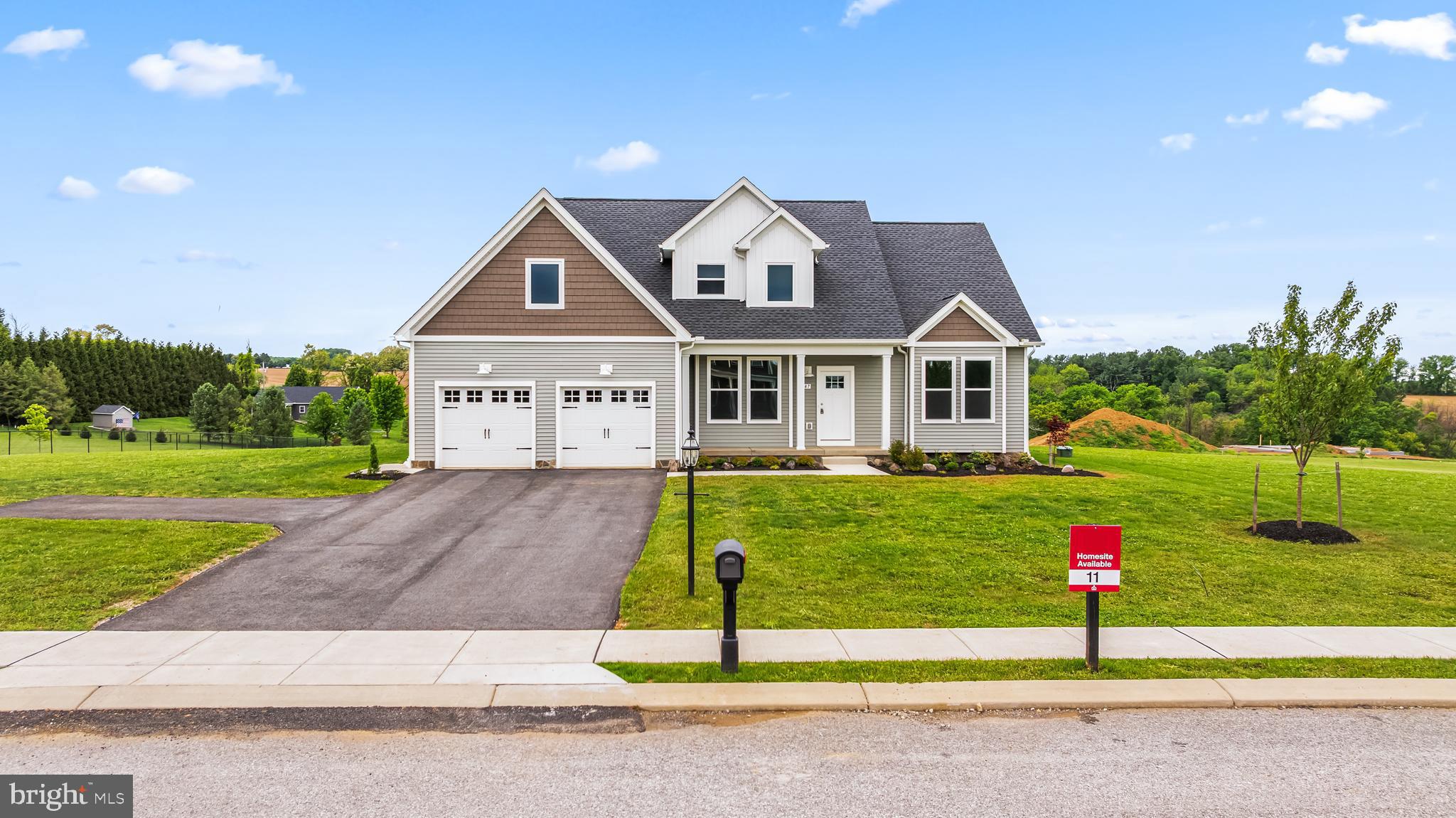 347 Steeple View Dr, Hanover, PA 17331