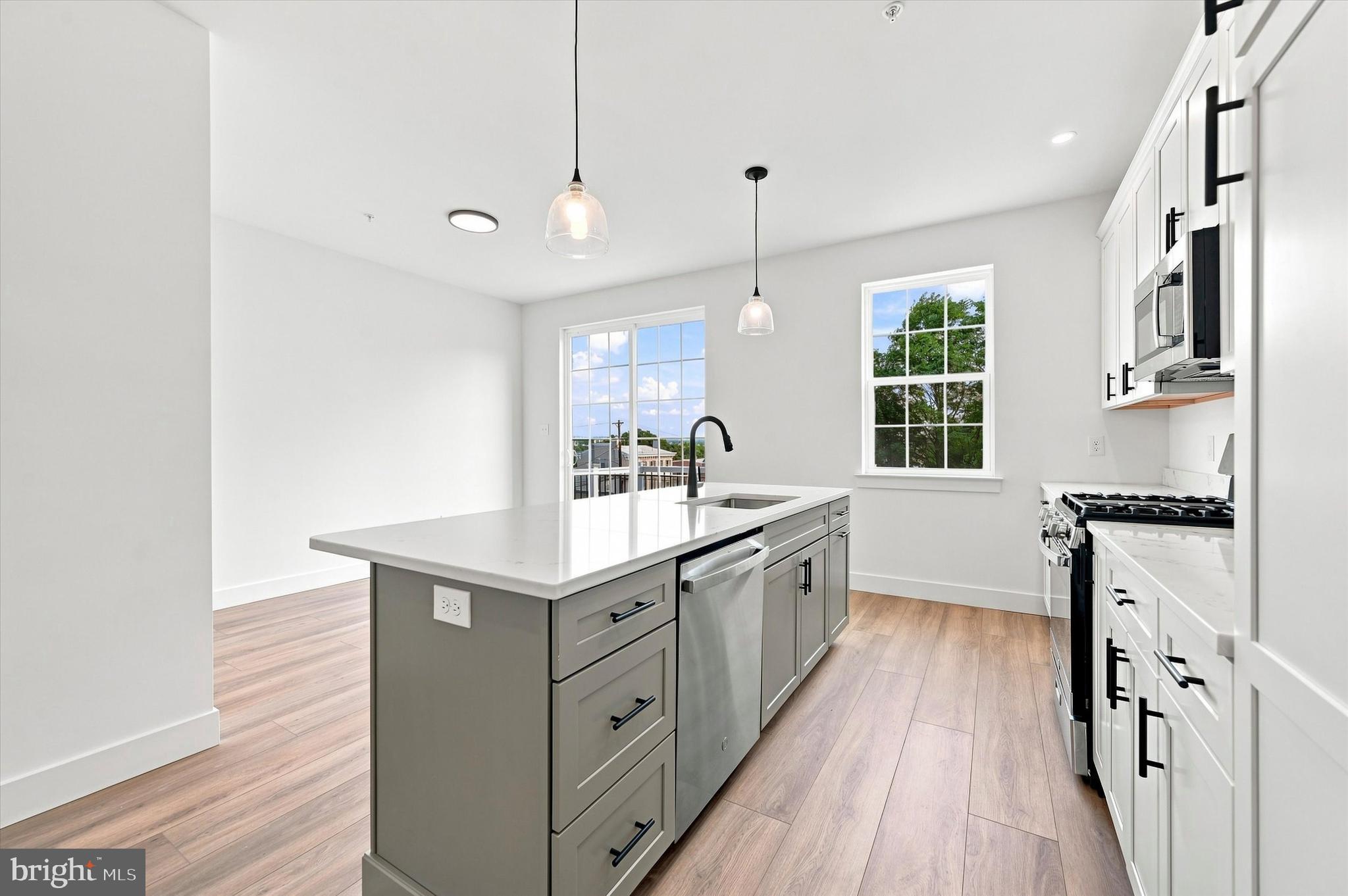 207 W 8th St, Bridgeport, PA 19405 photo