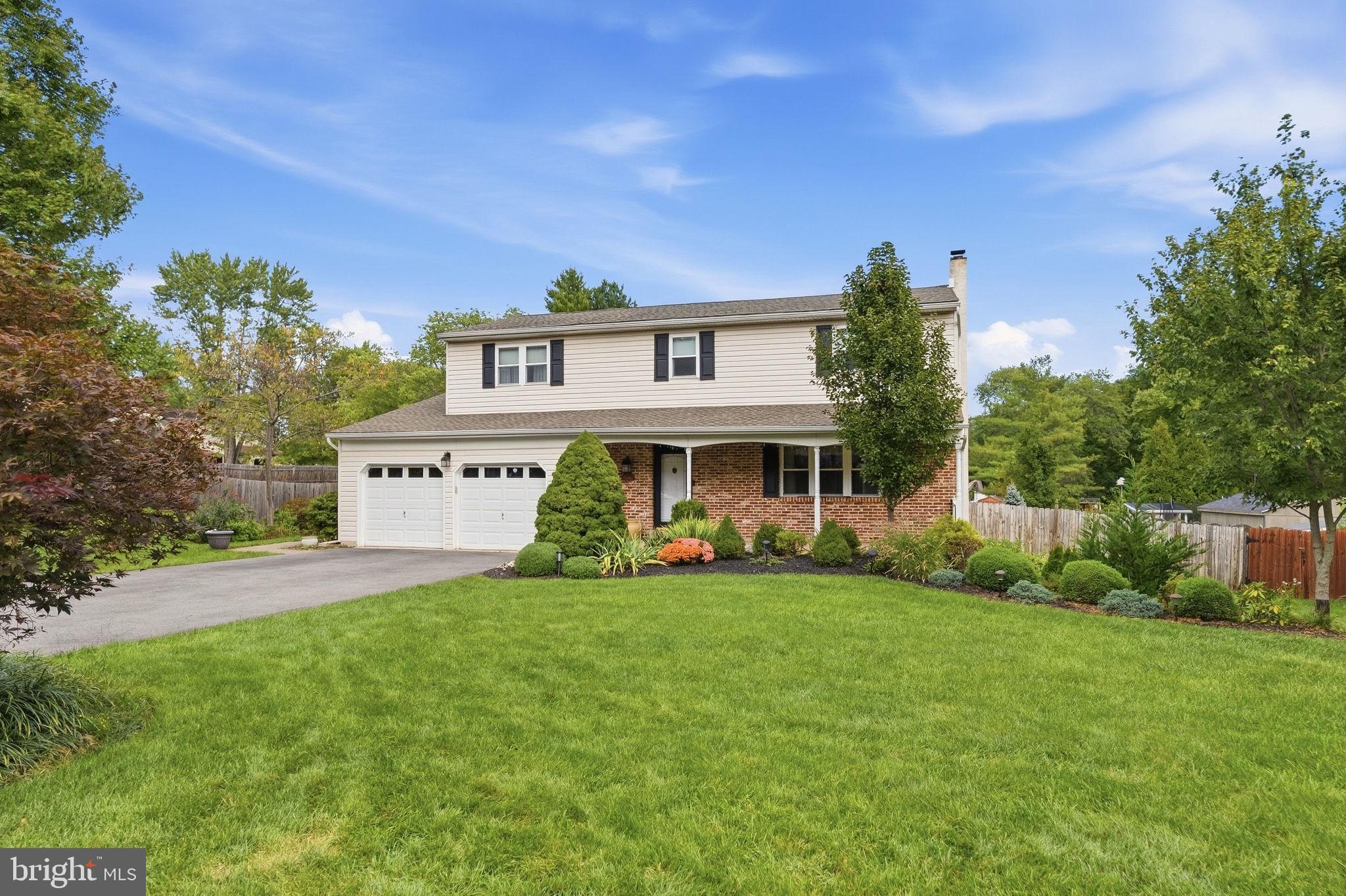 2120 Rebecca Dr, Hatfield, PA 19440