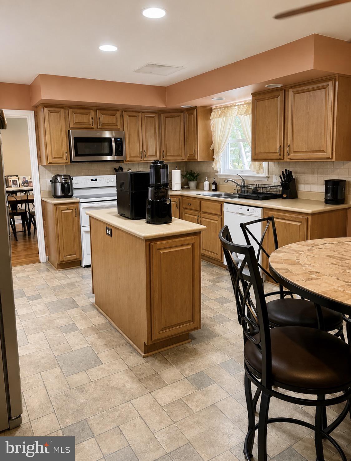 1408 Donna Ave, Woodlyn, PA 19094 photo