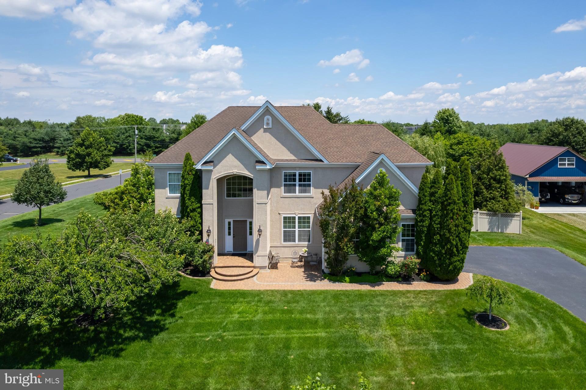 301 Long Meadow Dr, Mullica Hill, NJ 08062