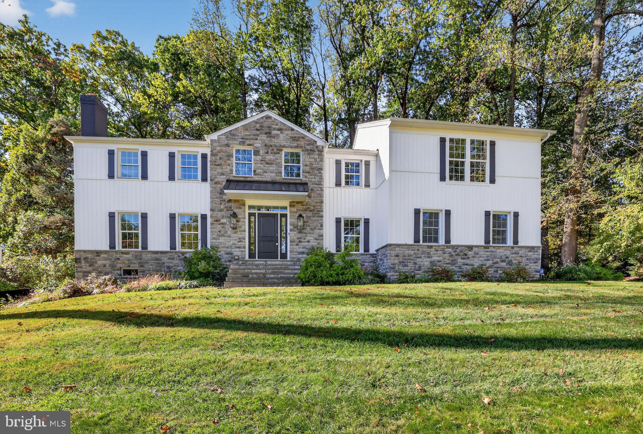 227 Autumn Dr, Exton, PA 19341