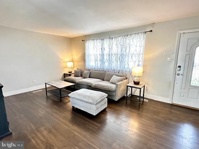 1054 Bradford Dr, Williamstown, NJ 08094 photo