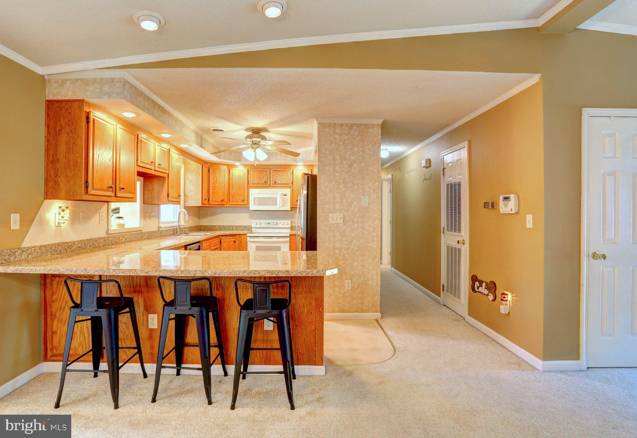 694 Quail Dr, Glen Burnie, MD 21061 photo