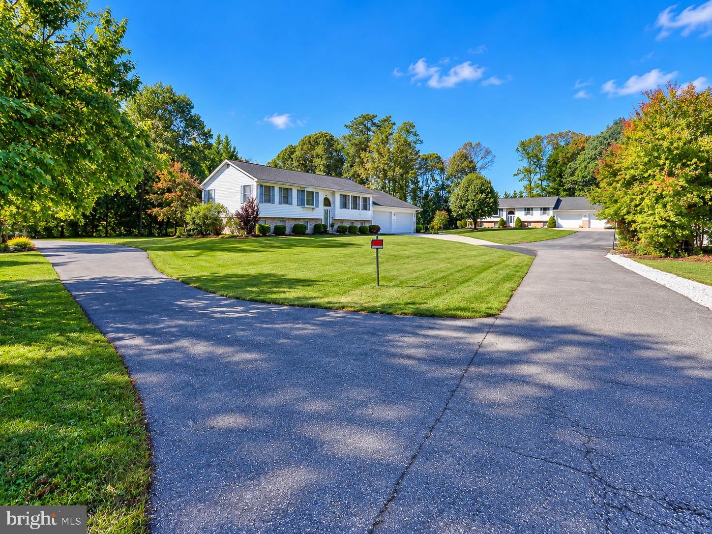 694 Quail Dr, Glen Burnie, MD 21061 photo