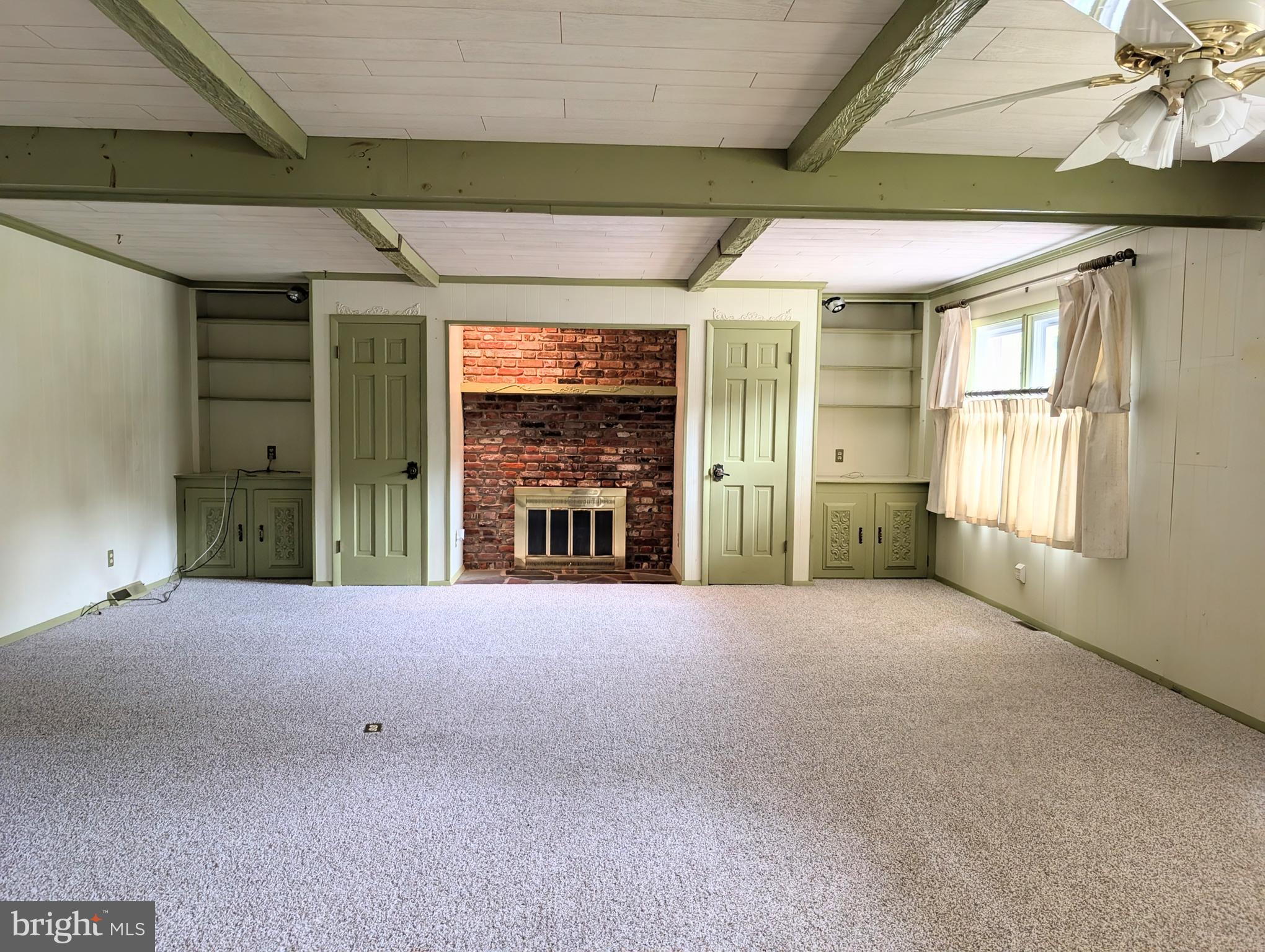 409 Whitman Dr, Blackwood, NJ 08012 photo