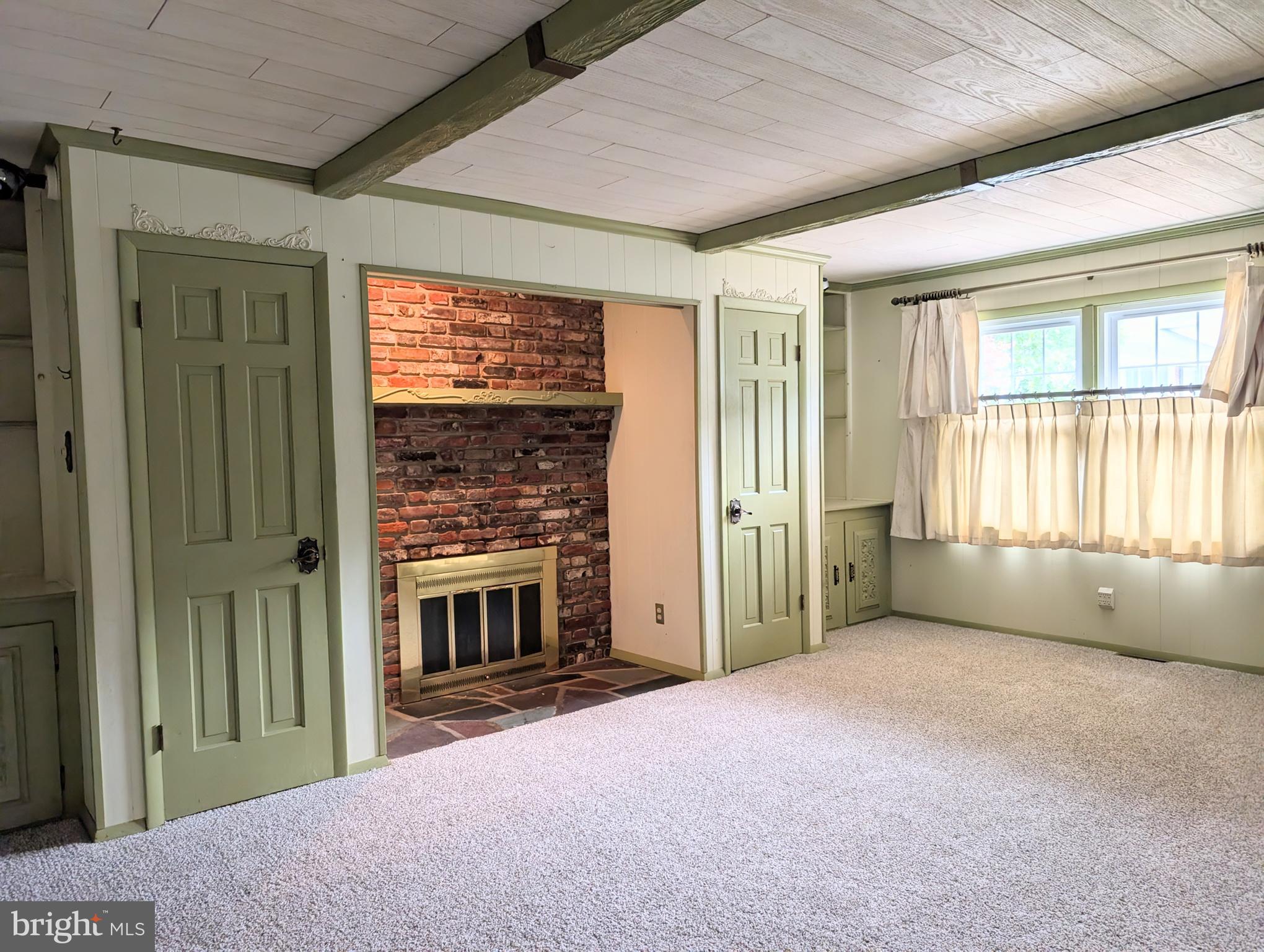 409 Whitman Dr, Blackwood, NJ 08012 photo