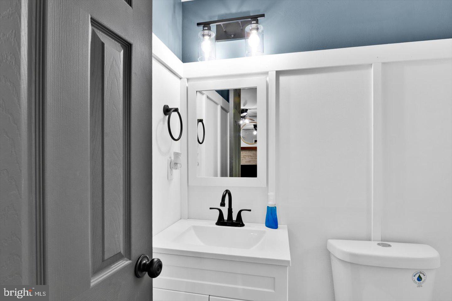 31 White Birch Rd, Turnersville, NJ 08012