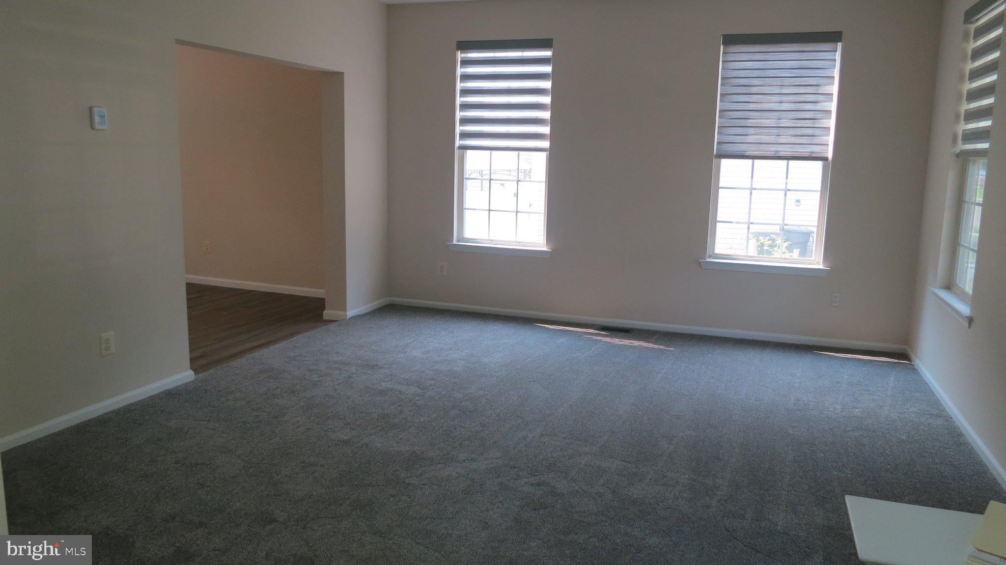 77 Creekwood Dr, Bordentown, NJ 08505 photo
