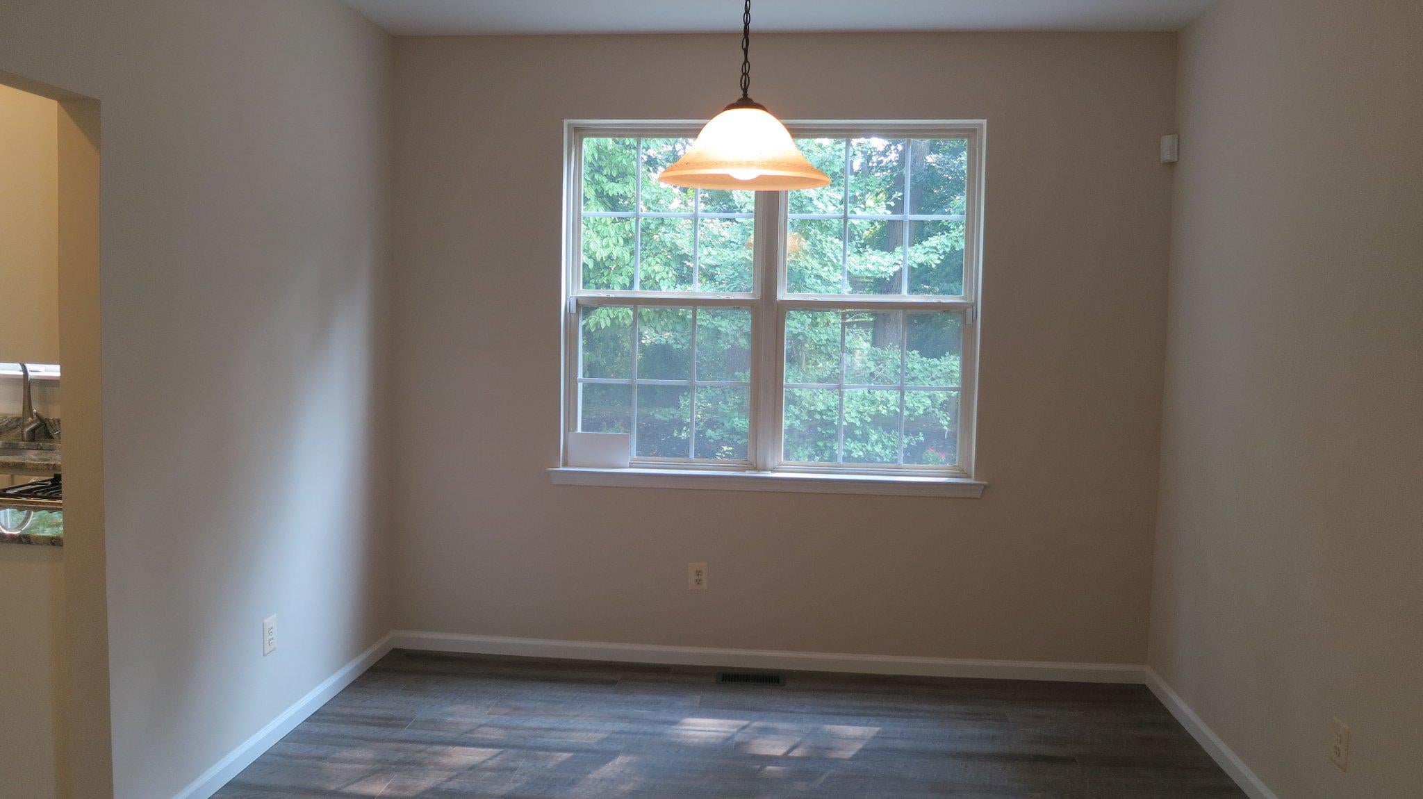 77 Creekwood Dr, Bordentown, NJ 08505 photo