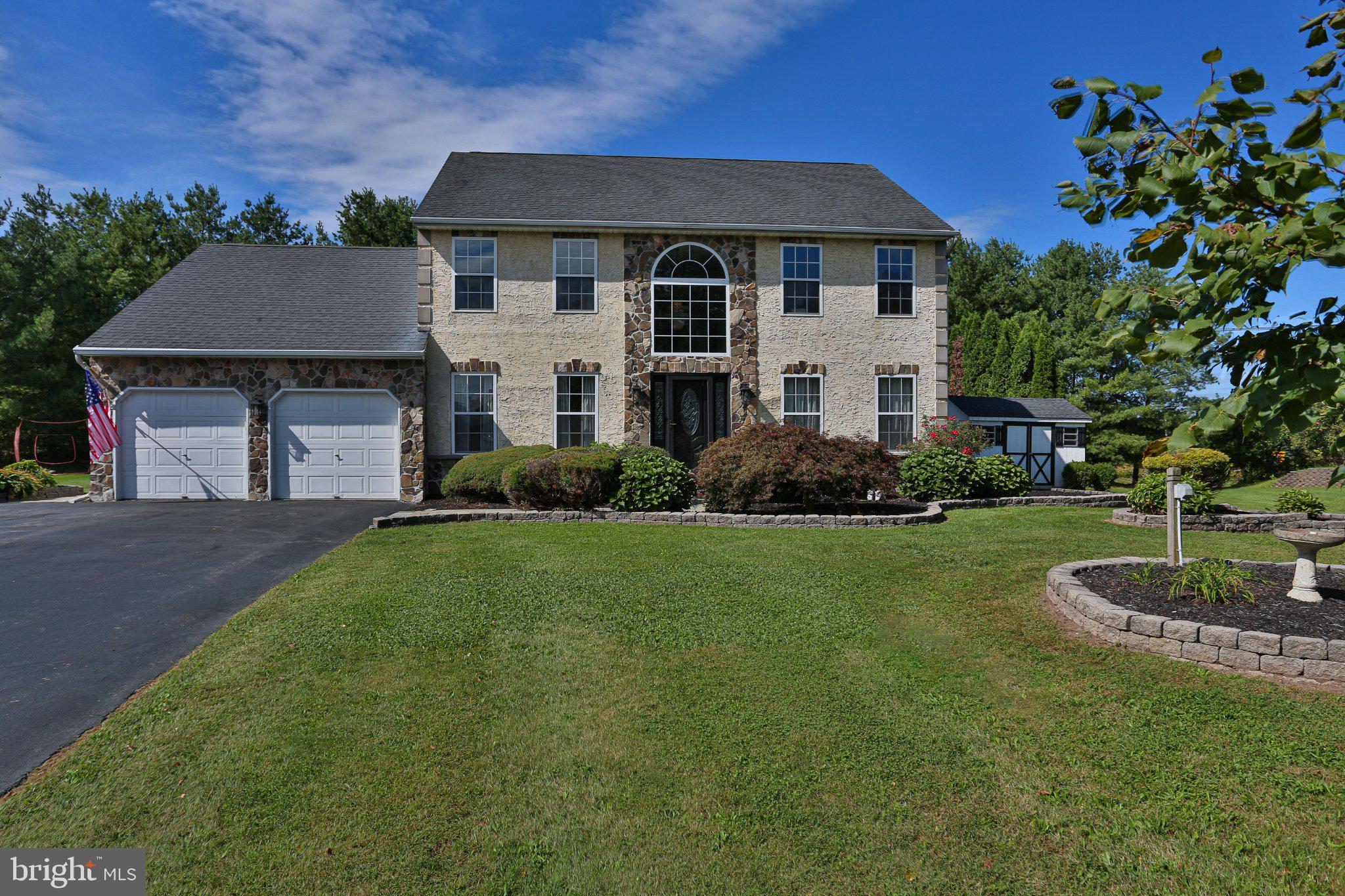 1100 Longwood Dr, Quakertown, PA 18951 photo