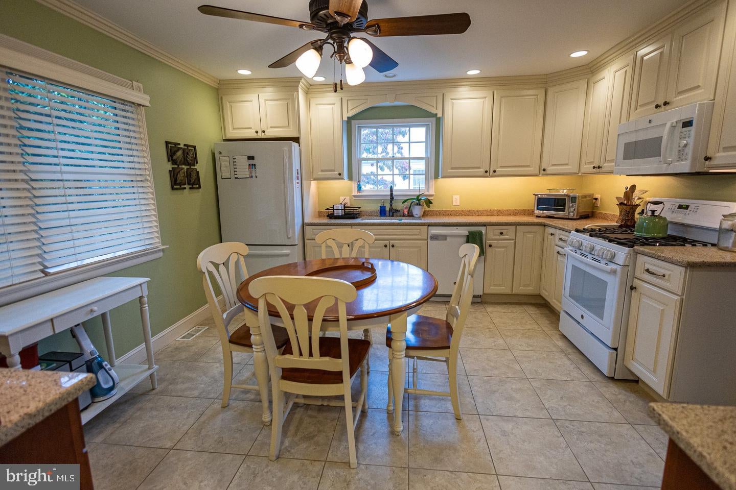 732 S Valley Ave, Vineland, NJ 08360 photo
