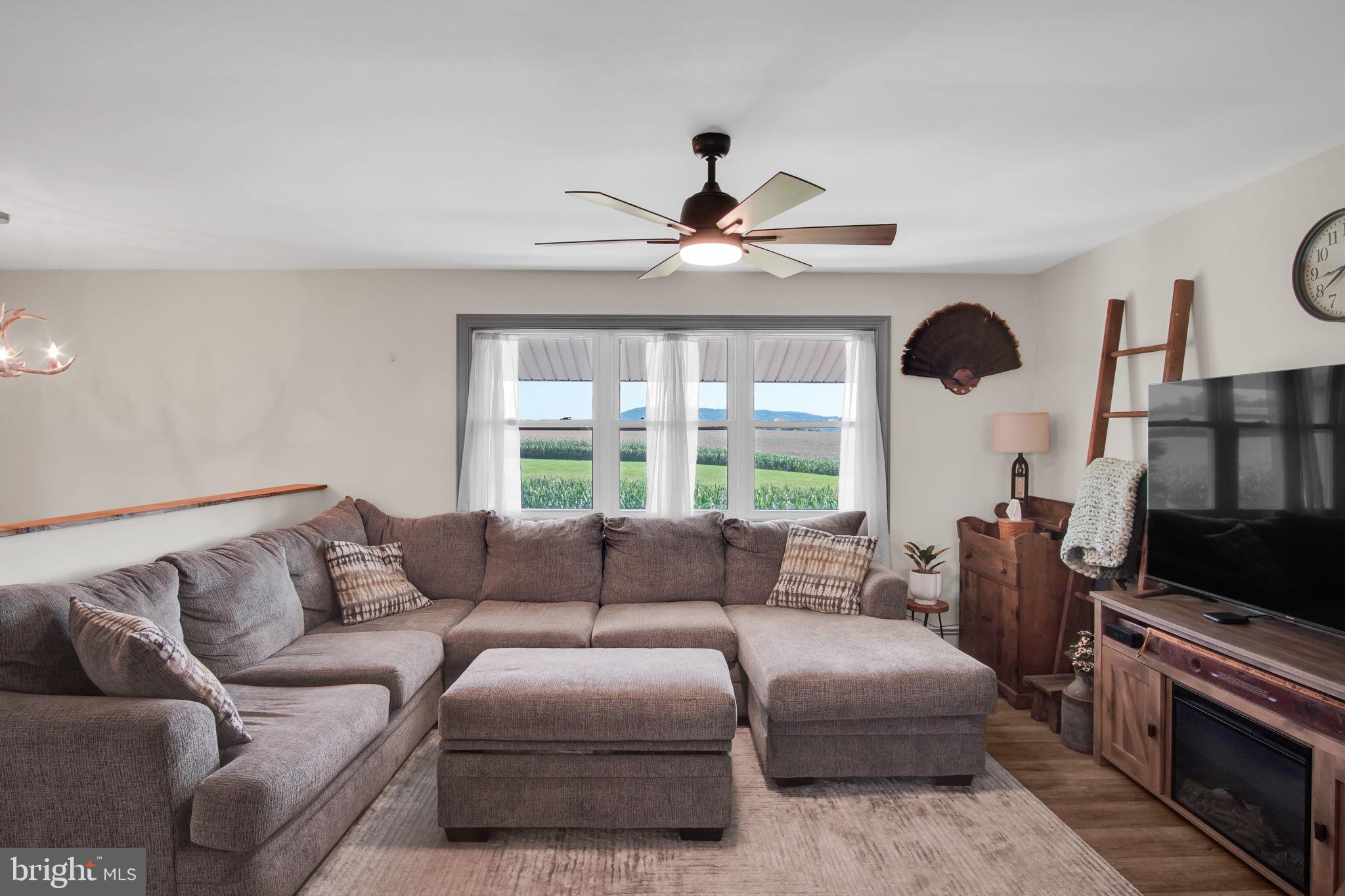 20 Water Rd, Dillsburg, PA 17019 photo