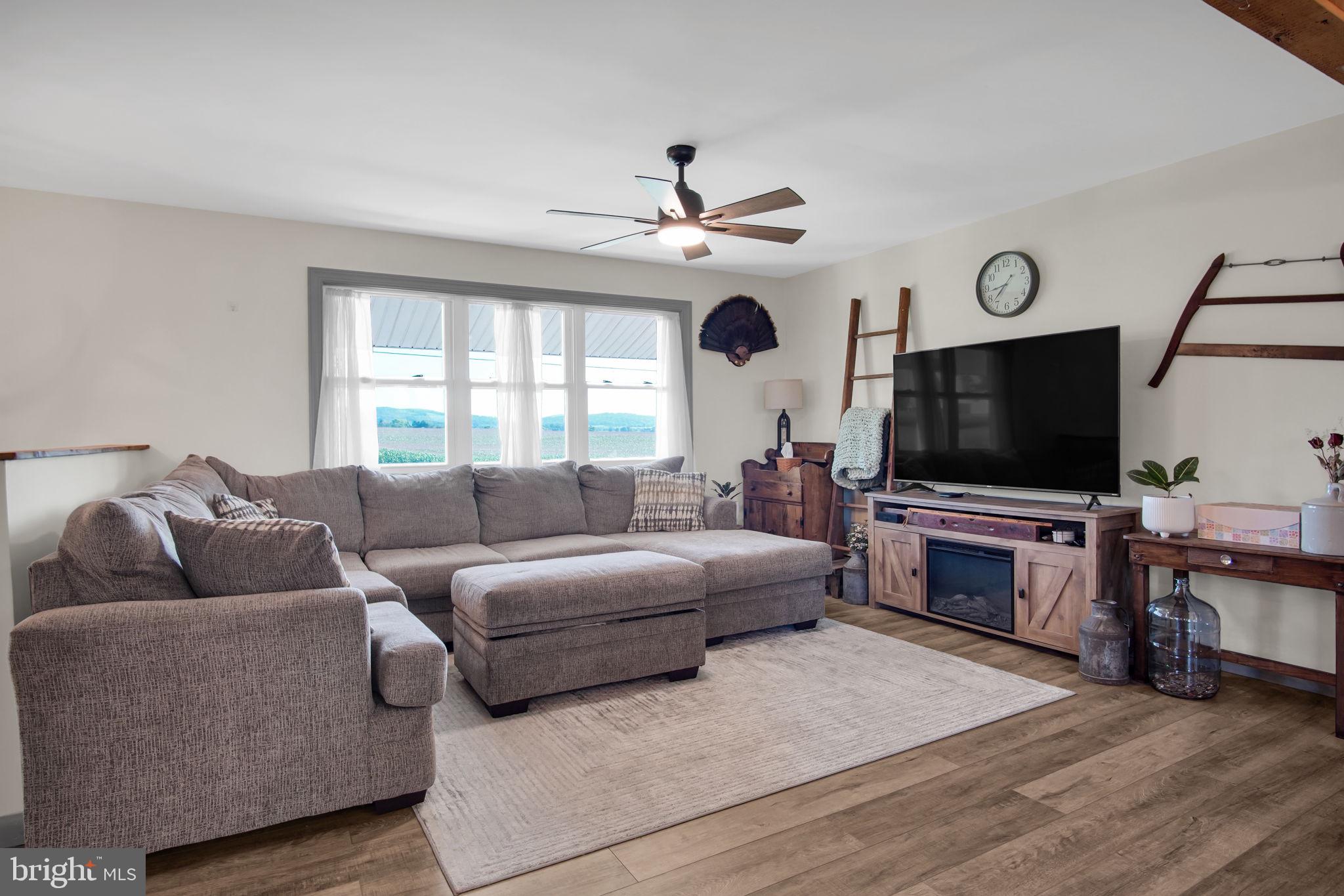 20 Water Rd, Dillsburg, PA 17019 photo