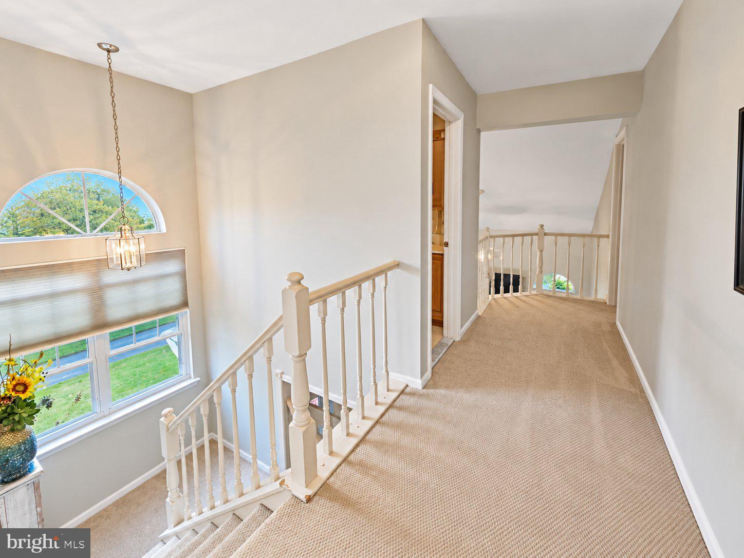47 Skyview Way, Newtown, PA 18940 photo