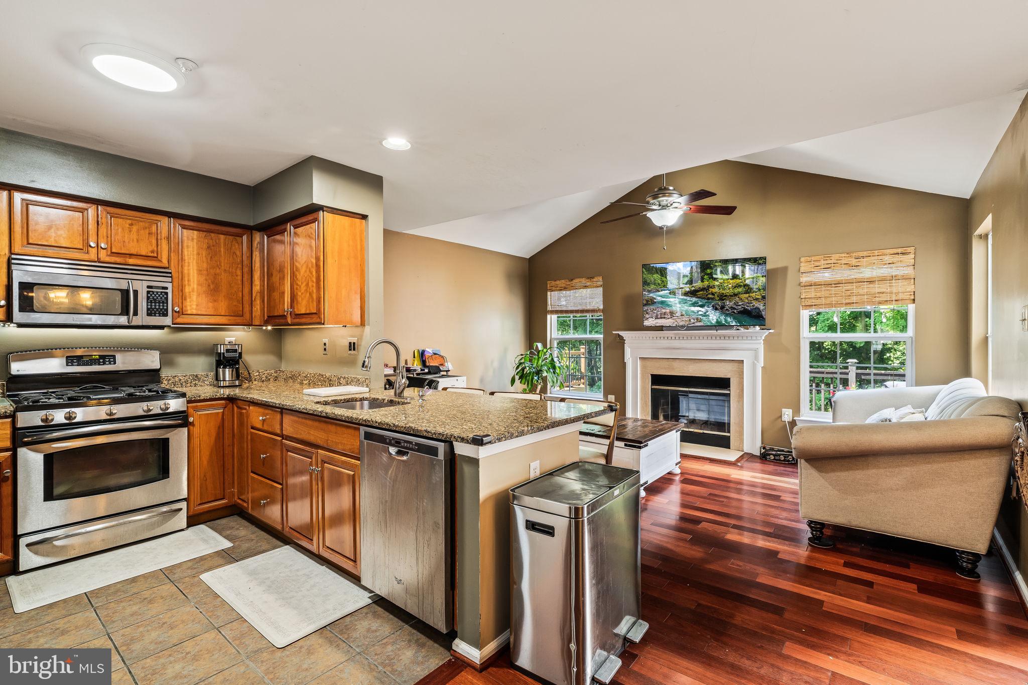 1433 Heron Way, Chalfont, PA 18914 photo