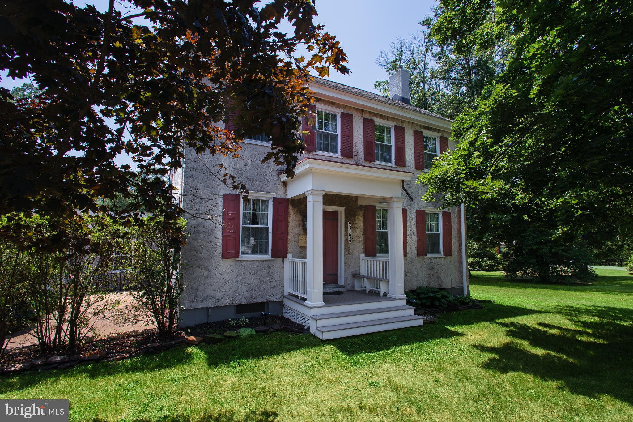 5785 Broad St, Hampton, NJ 08620