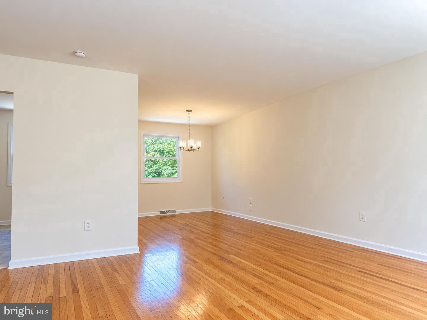 291 Union St, Glassboro, NJ 08028 photo
